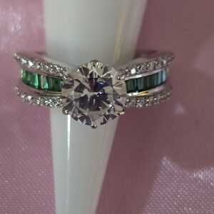 Emerald Accent Solitaire Engagement Ring - Green & Silver